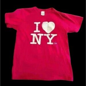 Bright vibrant pink I 💜 New York shirt  size medium